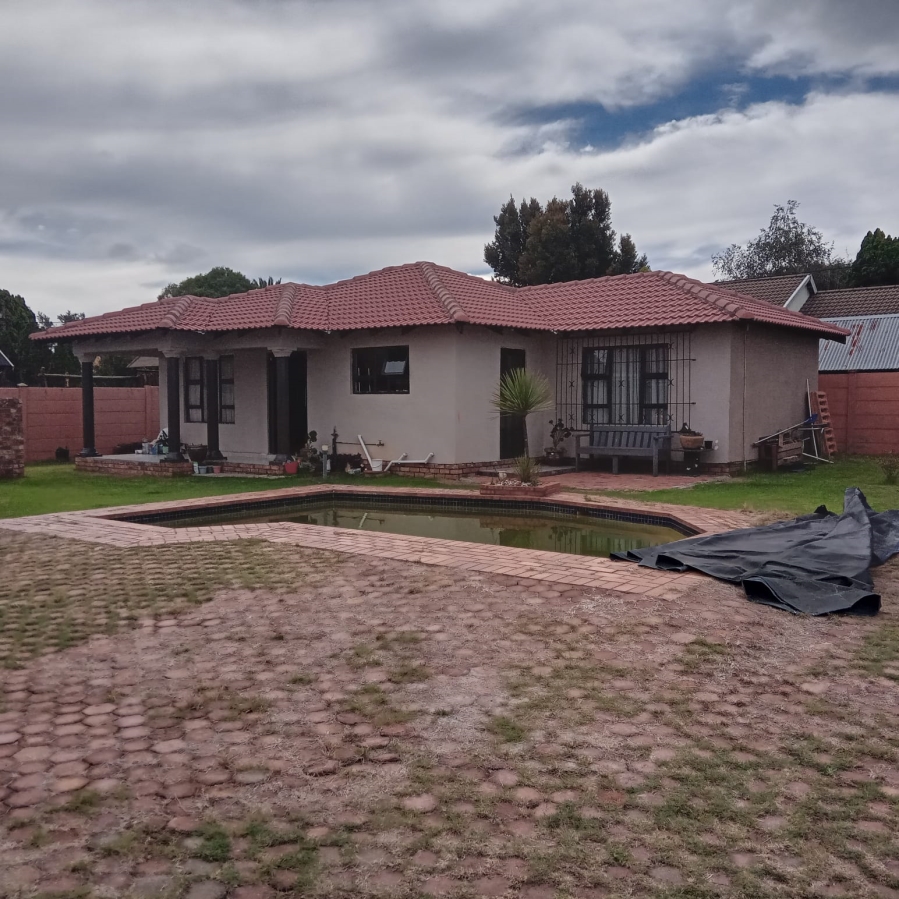 3 Bedroom Property for Sale in Groblerpark Gauteng