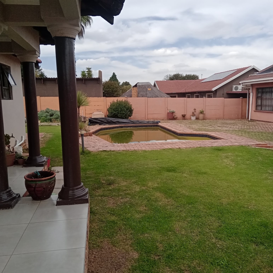 3 Bedroom Property for Sale in Groblerpark Gauteng