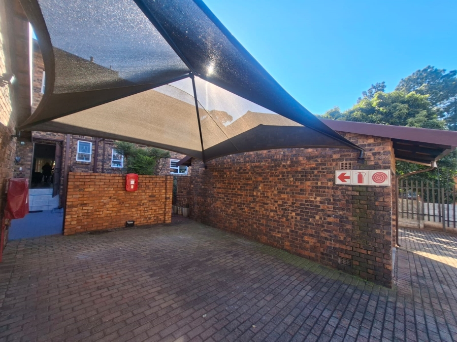 3 Bedroom Property for Sale in Wilro Park Gauteng