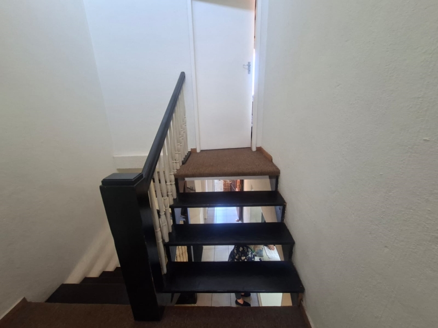 2 Bedroom Property for Sale in Wilro Park Gauteng