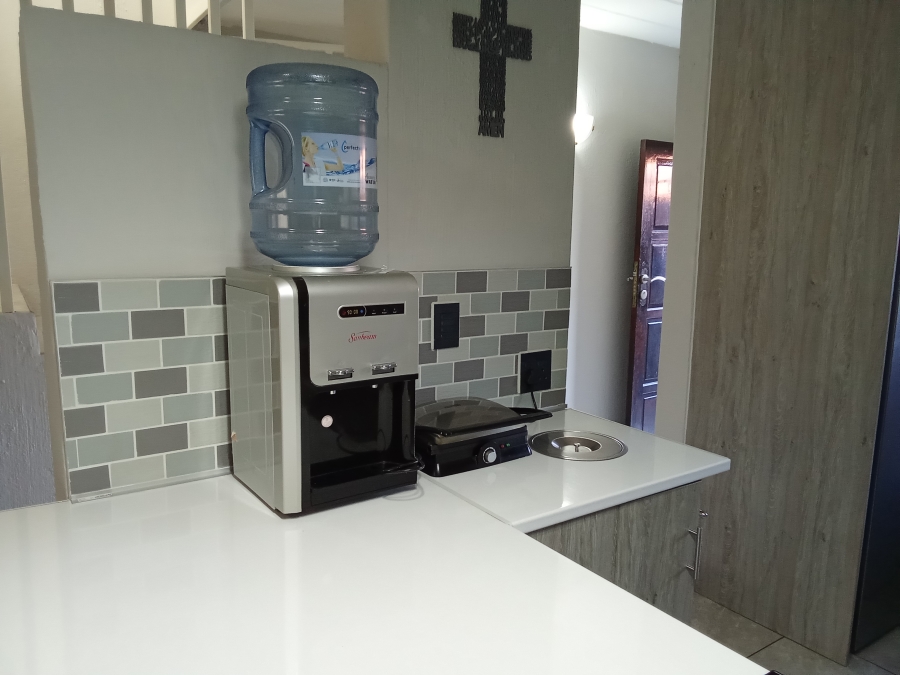3 Bedroom Property for Sale in Wilro Park Gauteng