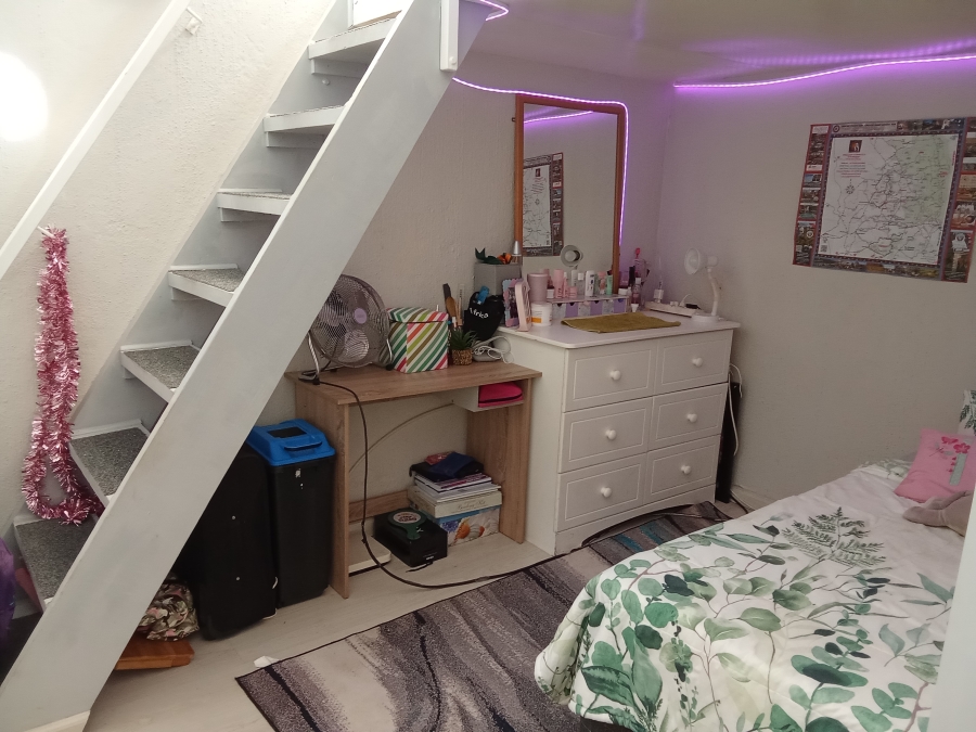 3 Bedroom Property for Sale in Wilro Park Gauteng