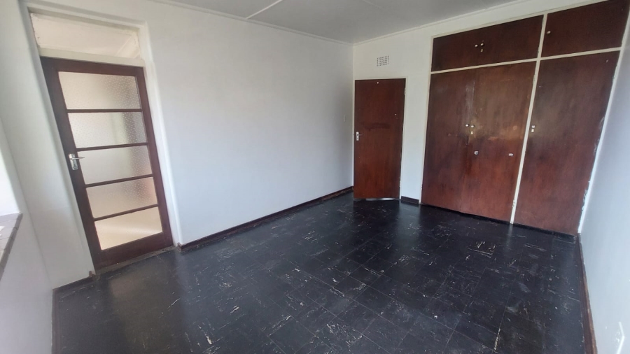 2 Bedroom Property for Sale in Greenhills Gauteng