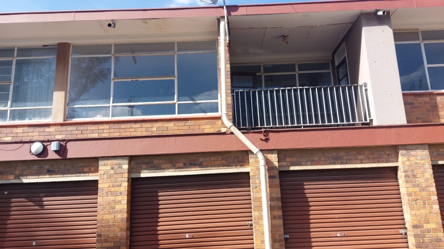 2 Bedroom Property for Sale in Greenhills Gauteng