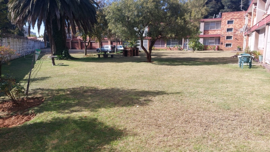 2 Bedroom Property for Sale in Greenhills Gauteng