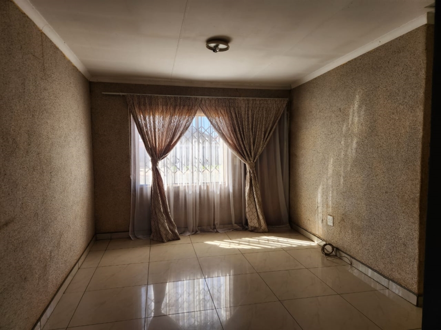 To Let 2 Bedroom Property for Rent in Mayfield Gauteng