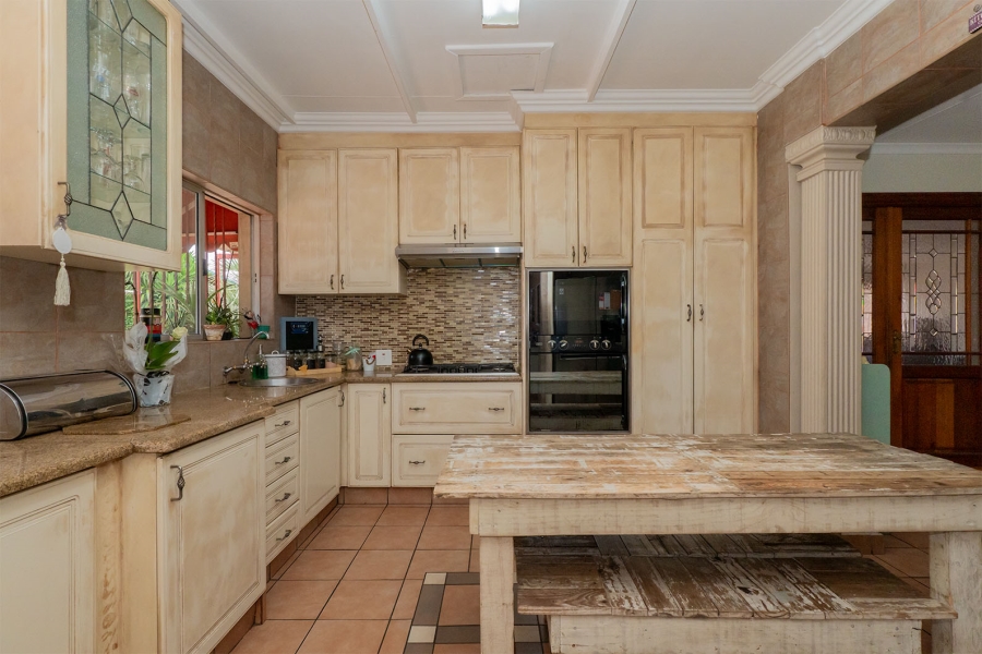 5 Bedroom Property for Sale in Allen Grove Gauteng