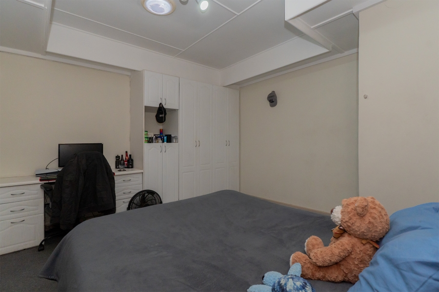 5 Bedroom Property for Sale in Allen Grove Gauteng