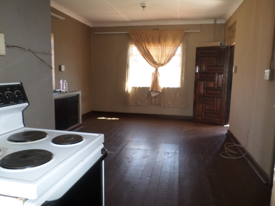 To Let 2 Bedroom Property for Rent in Coronationville Gauteng