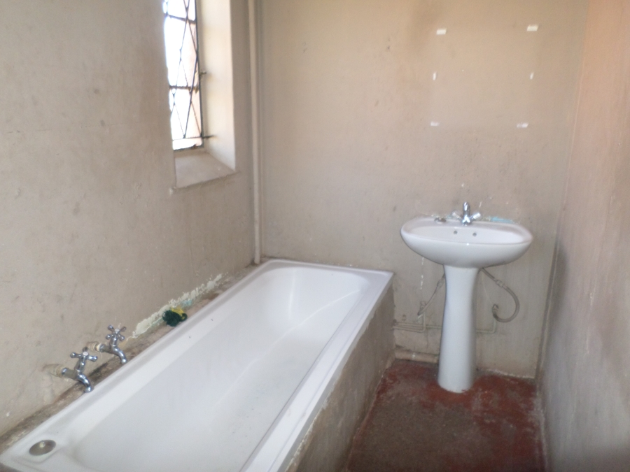 To Let 2 Bedroom Property for Rent in Coronationville Gauteng