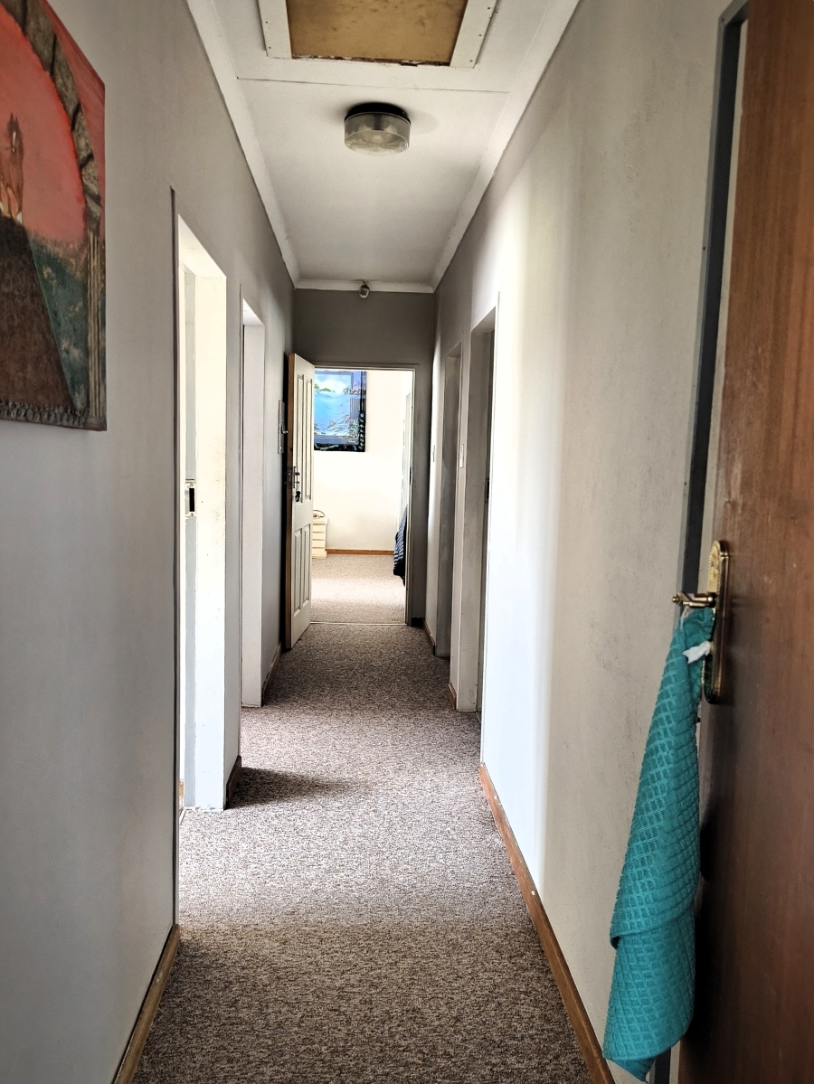 3 Bedroom Property for Sale in Roodepoort AH Gauteng