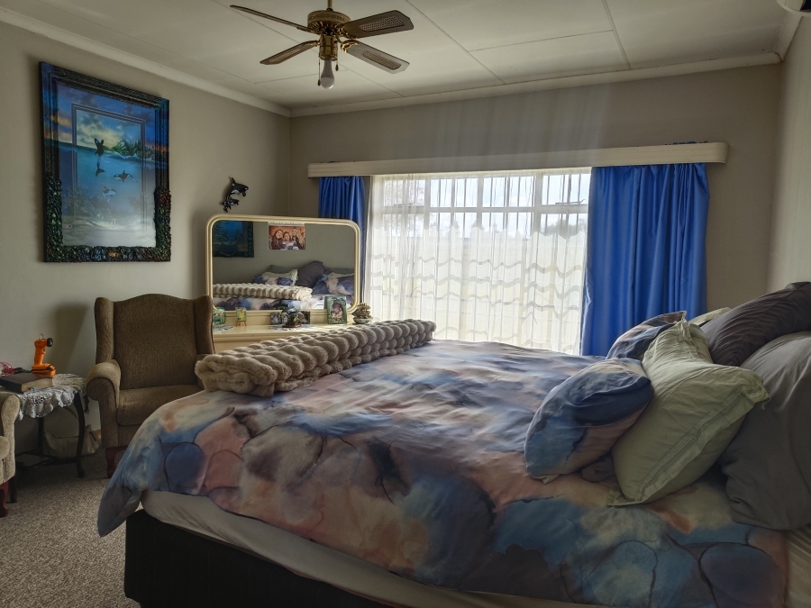 3 Bedroom Property for Sale in Roodepoort AH Gauteng