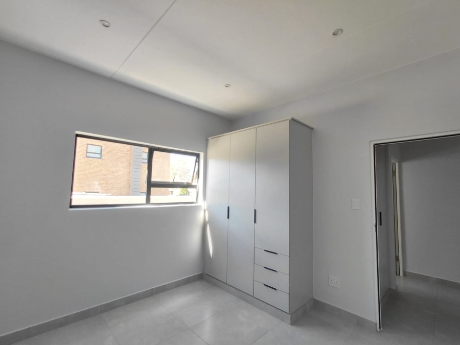 To Let 3 Bedroom Property for Rent in Bryanston Gauteng