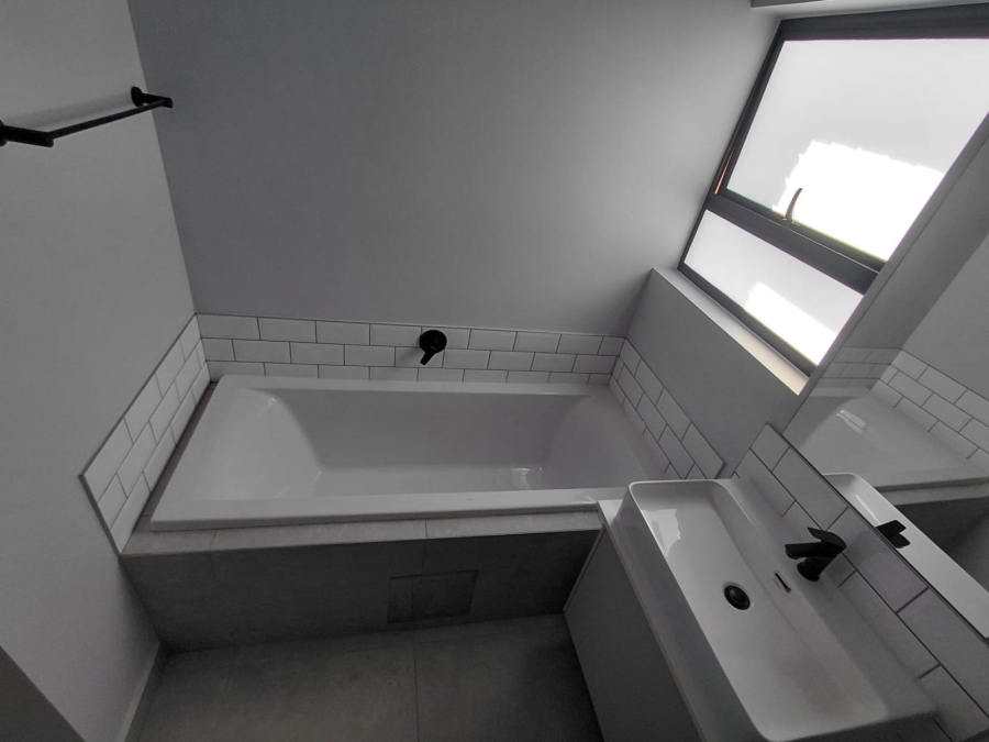 To Let 3 Bedroom Property for Rent in Bryanston Gauteng