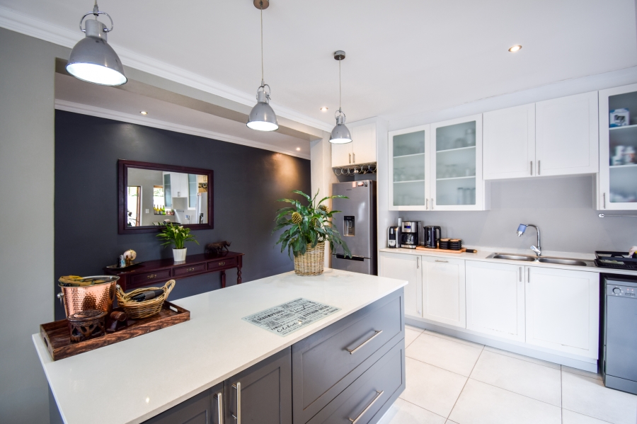3 Bedroom Property for Sale in Garsfontein Gauteng