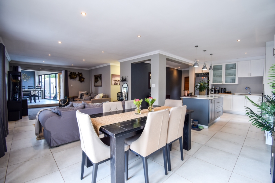 3 Bedroom Property for Sale in Garsfontein Gauteng