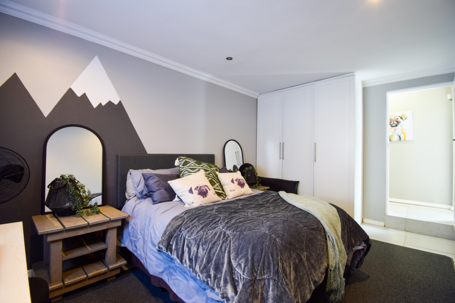 3 Bedroom Property for Sale in Garsfontein Gauteng