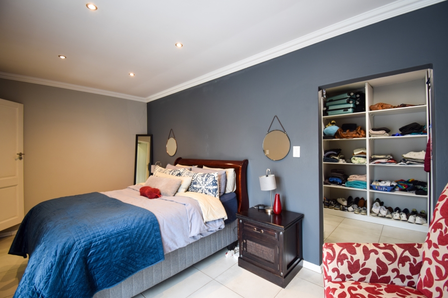 3 Bedroom Property for Sale in Garsfontein Gauteng