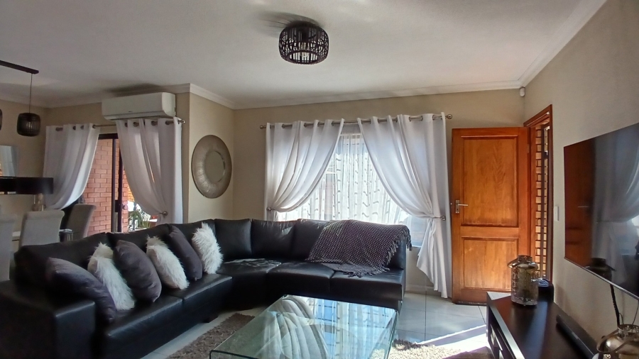 To Let 2 Bedroom Property for Rent in Meyersdal Gauteng