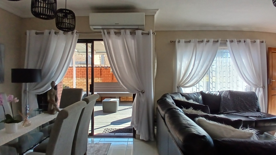 To Let 2 Bedroom Property for Rent in Meyersdal Gauteng