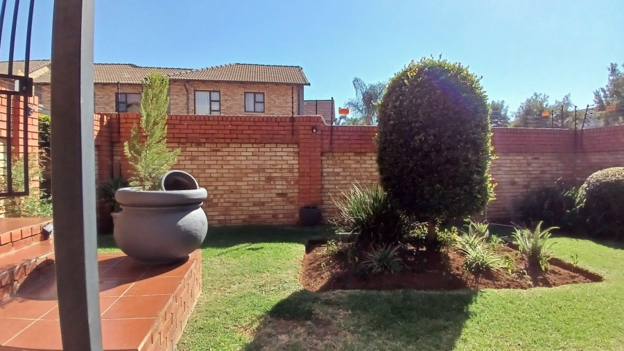 To Let 2 Bedroom Property for Rent in Meyersdal Gauteng