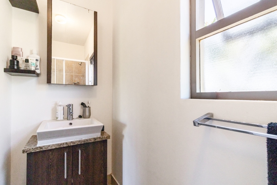 1 Bedroom Property for Sale in Lonehill Gauteng