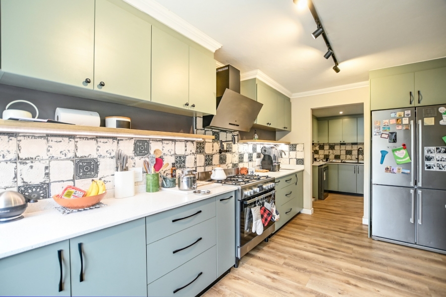6 Bedroom Property for Sale in Irene Gauteng