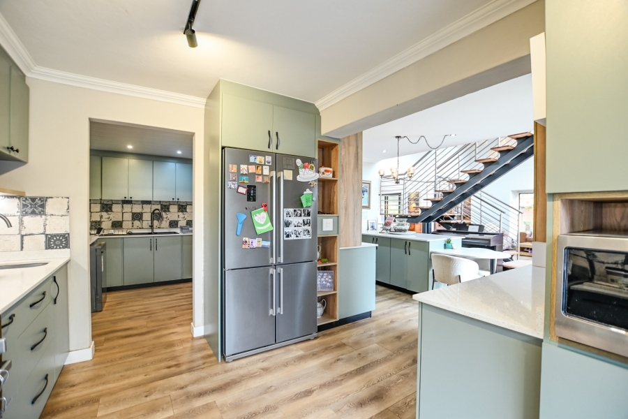 6 Bedroom Property for Sale in Irene Gauteng