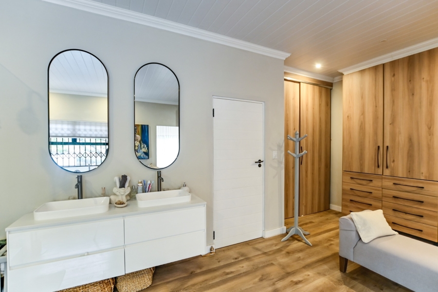 6 Bedroom Property for Sale in Irene Gauteng