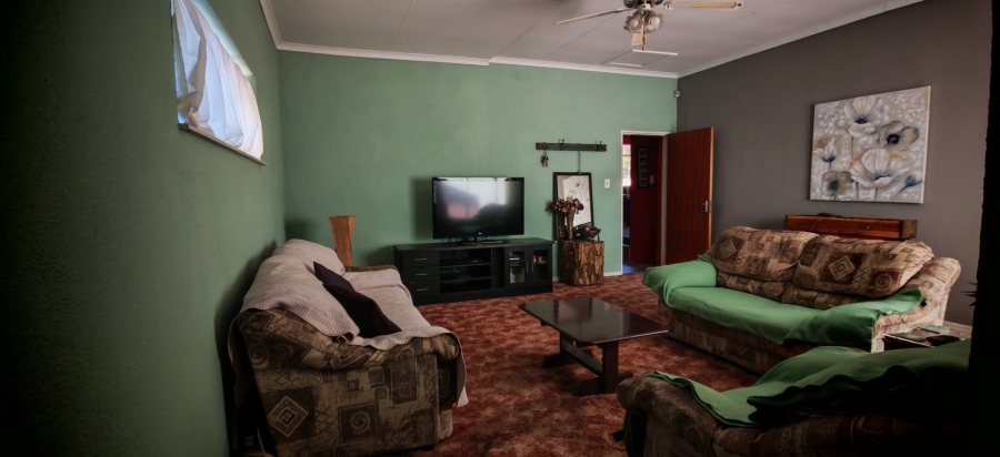 4 Bedroom Property for Sale in Brackenhurst Gauteng