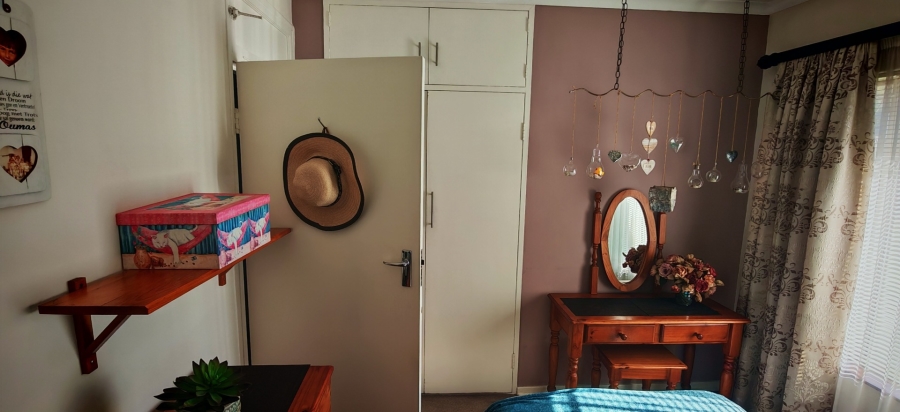 4 Bedroom Property for Sale in Brackenhurst Gauteng