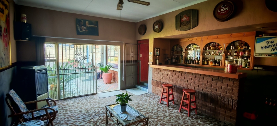 4 Bedroom Property for Sale in Brackenhurst Gauteng