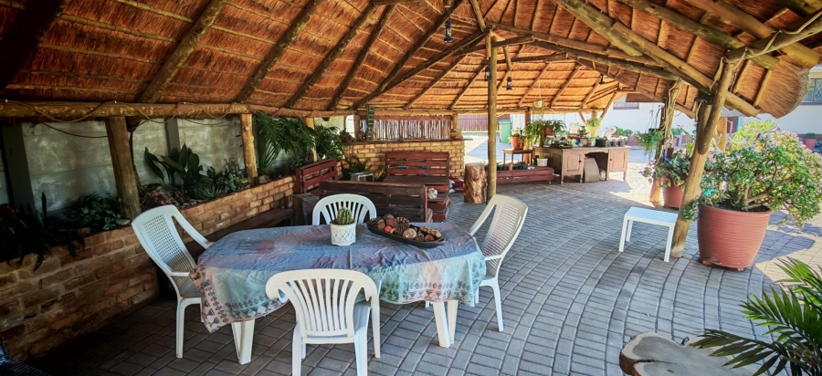 4 Bedroom Property for Sale in Brackenhurst Gauteng