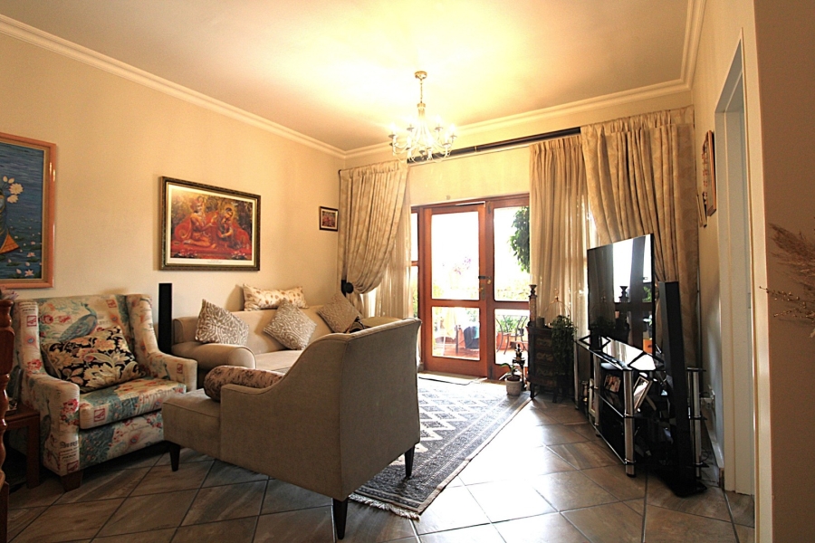 2 Bedroom Property for Sale in Bryanston Gauteng
