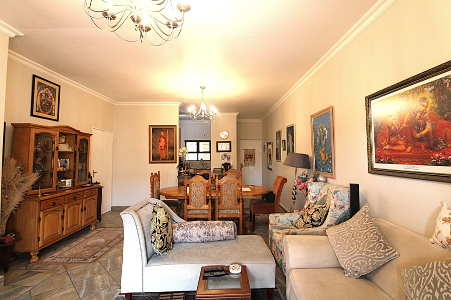 2 Bedroom Property for Sale in Bryanston Gauteng