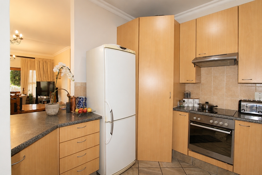 2 Bedroom Property for Sale in Bryanston Gauteng