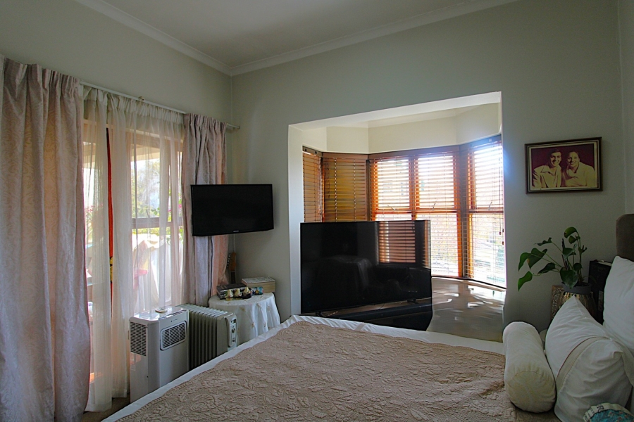 2 Bedroom Property for Sale in Bryanston Gauteng