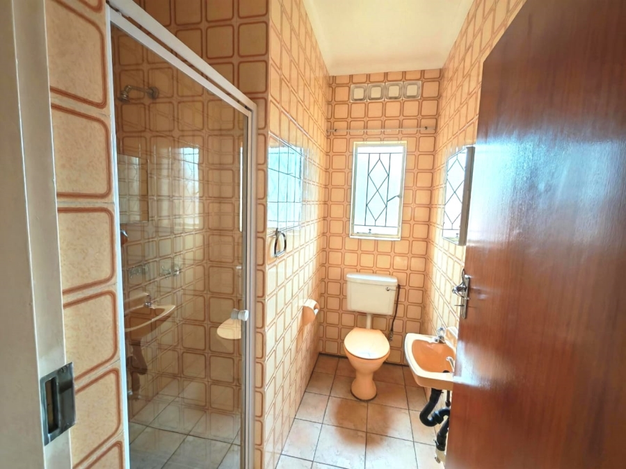 2 Bedroom Property for Sale in New Redruth Gauteng