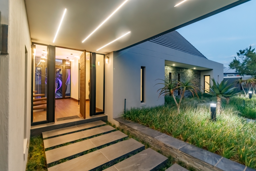 4 Bedroom Property for Sale in Carlswald North Estate Gauteng