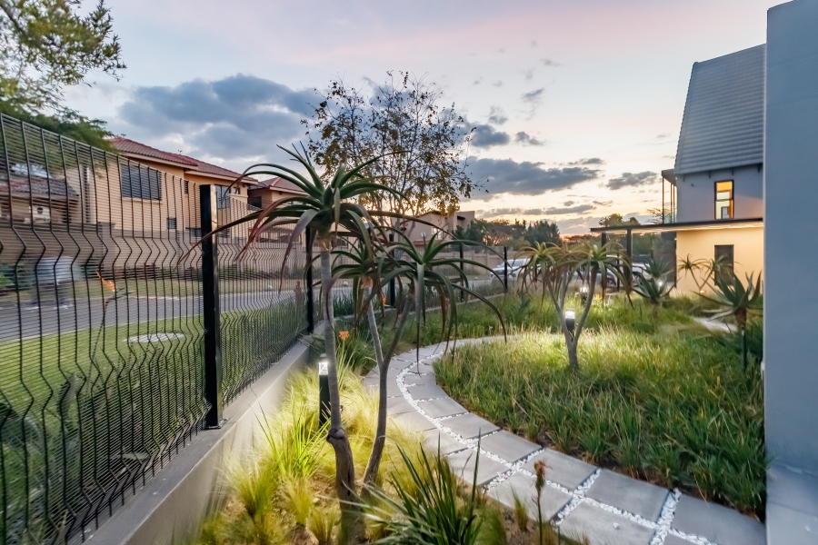 4 Bedroom Property for Sale in Carlswald North Estate Gauteng