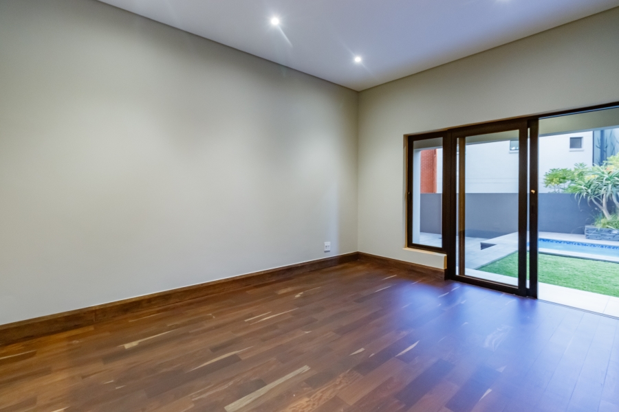 4 Bedroom Property for Sale in Carlswald North Estate Gauteng