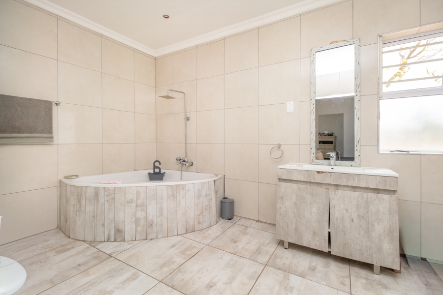 6 Bedroom Property for Sale in Fourways Gauteng