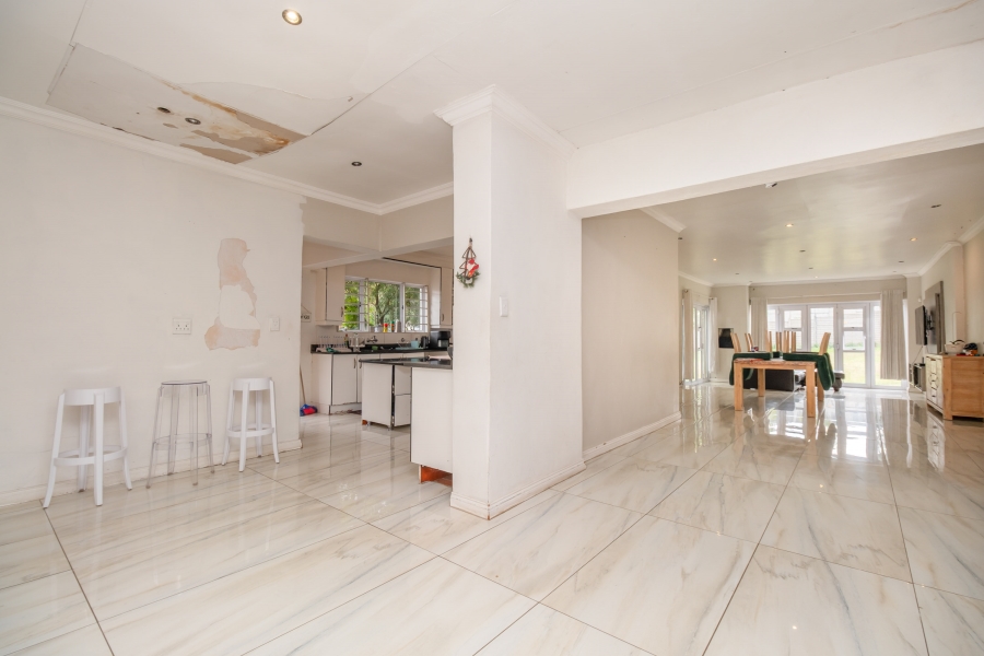 6 Bedroom Property for Sale in Fourways Gauteng