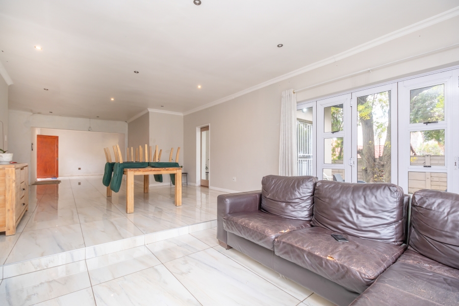 6 Bedroom Property for Sale in Fourways Gauteng
