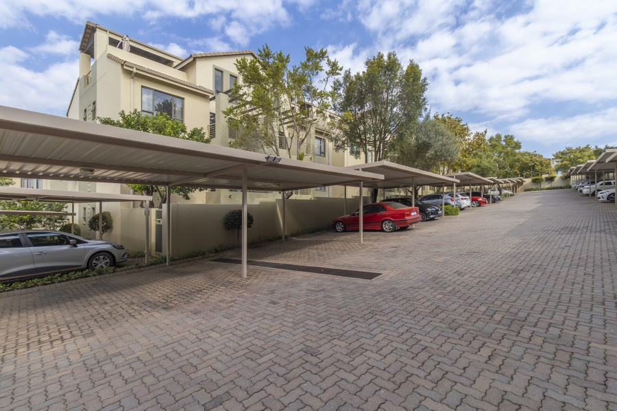 2 Bedroom Property for Sale in Bryanston Gauteng