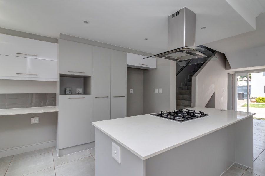 3 Bedroom Property for Sale in Broadacres Gauteng