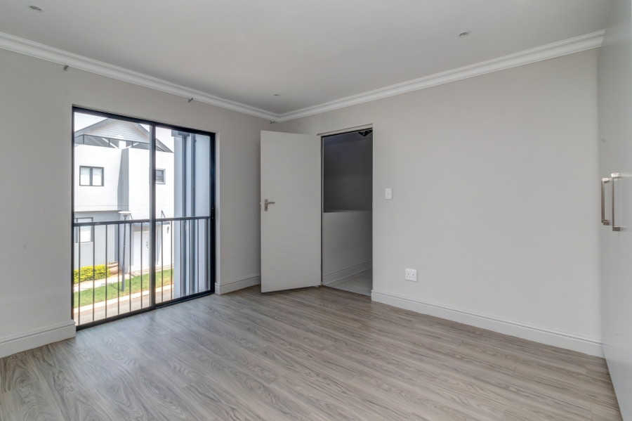 3 Bedroom Property for Sale in Broadacres Gauteng