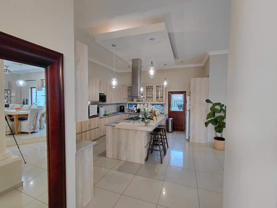 8 Bedroom Property for Sale in Groenkloof Gauteng