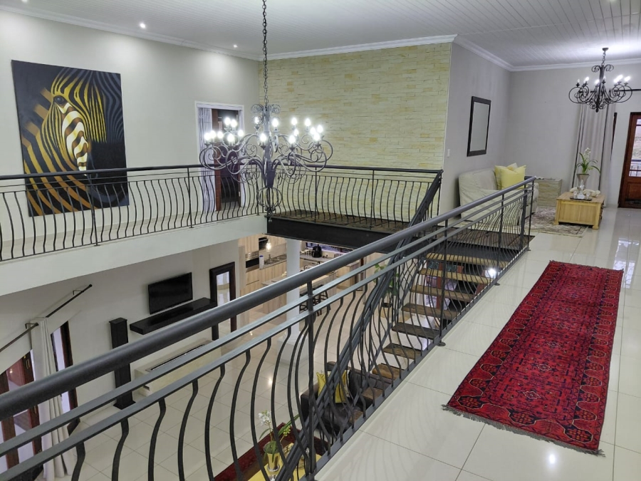 8 Bedroom Property for Sale in Groenkloof Gauteng