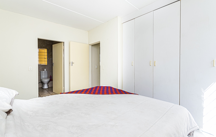 2 Bedroom Property for Sale in Sundowner Gauteng